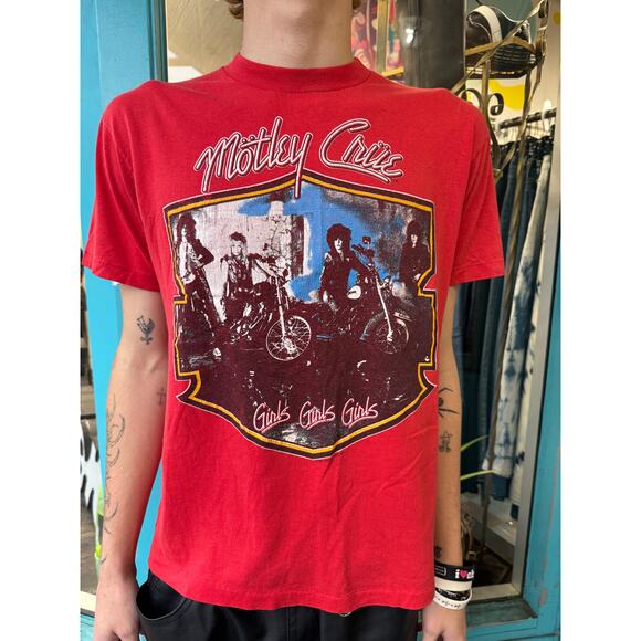Motley Crue Tee Size Medium - Picture 1 of 6